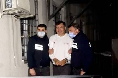 Саакашвили полностью отказался от медицинской помощи
