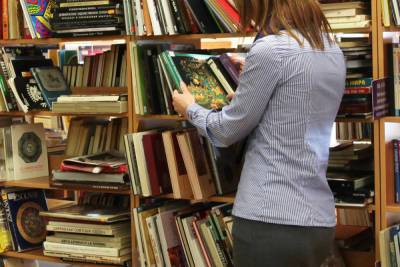 В петербургской библиотеке пенсионера побили в драке за книгу