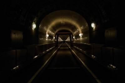В Японии произошло обрушение в тоннеле для поездов на магнитной подушке