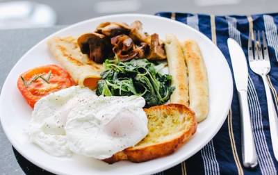 Лорен Манакер - Диетолог назвала лучший низкокалорийный завтрак - korrespondent.net - Украина