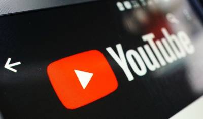 Роскомнадзор выявил свыше 2,4 тыс. запрещенных материалов, которые не удалил YouTubе