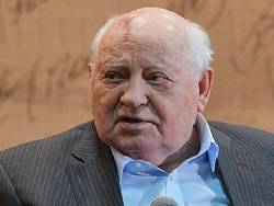 Горбачев рассказал о разрушивших перестройку и СССР "двух ударах"