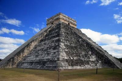 В Мексике обнаружены сотни древних поселений майя и мира