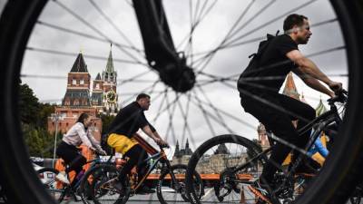 Власти запретят ездить по Красной площади на велосипедах и самокатах - svoboda.org - Москва - Санкт-Петербург
