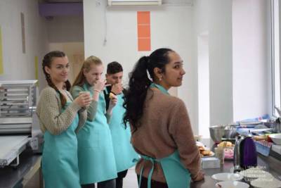 В Черкасской области открыли уникальную социальную пекарню-кондитерскую