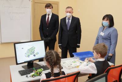 Беглов заявил, что нехватку мест в петербургских школах и детсадах устранят к 2024 году