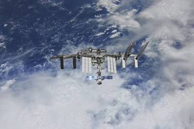 Космический корабль с едой для новогоднего застолья космонавтов выведен на орбиту