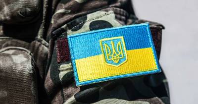 На Украине уклонист выпрыгнул из окна военкомата и сломал ноги