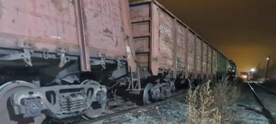 В Челябинске с рельсов сошли четыре вагона с металлоломом