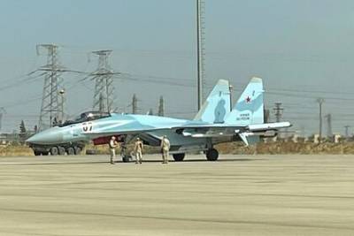 Истребители Су-35С впервые появились на российской военной базе в Эль-Камышлы