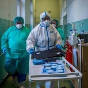 Коронавирус в Украине: за сутки выявили 26 тысяч новых случаев