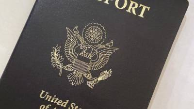 В США выдали первый американский паспорт с отметкой о гендере «X» /дополнено/