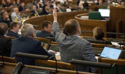 Если министры Латвии не одумаются, народ погонит их взашей