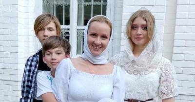 22 ребенка, муж-священник и Путин: что в Instagram детского омбудсмена Львовой-Беловой
