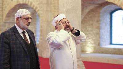 Духовный лидер мусульман Турции озвучил в карабахской Шуши призыв к намазу