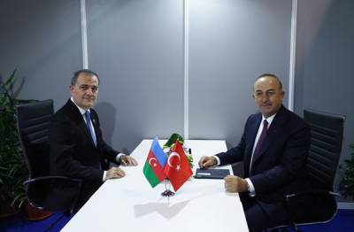 Первым делом — консультации: Анкара взяла Баку в «сообщники» нормализации с Ереваном
