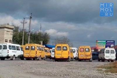 Водители пассажирского транспорта Кизляра объявили бойкот безмасочникам