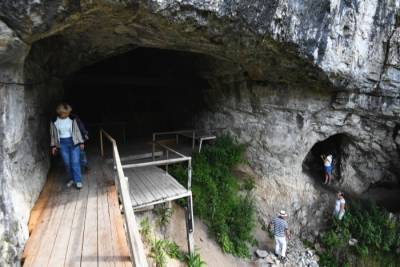 Одновременно в Денисовой пещере жило 30-40 древних людей - ученый - interfax-russia.ru - Новосибирск - респ. Алтай