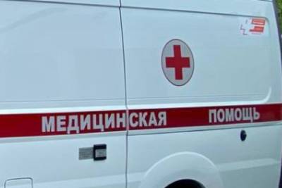 Под Белгородом 15-летняя девушка попала в больницу после наезда иномарки
