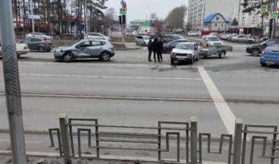В Тюмени из-за ДТП перекрыто движение на Московском тракте при выезде из города