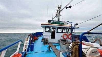 Франция задержала британское судно в разгар спора о рыбной ловле