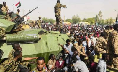 Дипломаты, поддержавшие демонстрантов, были отстранены военными Судана