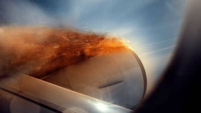 Загорелся двигатель самолета: когда стоит паниковать?