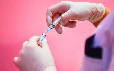 В Москве подвели итоги первого этапа испытаний детской вакцины от COVID-19