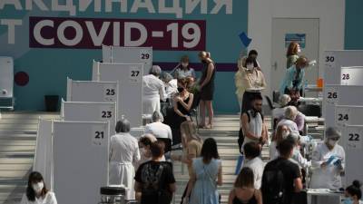 Власти Москвы рассказали о ходе вакцинации от коронавируса в столице