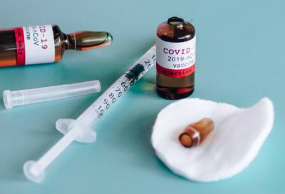 Врач предупредил россиян о рисках при неполном цикле вакцинации против COVID-19