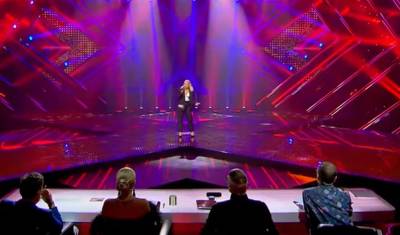 Ольга Бузова поддержала тюменскую певицу на шоу в Беларуси
