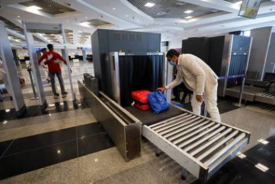 Россиянин описал досмотр в аэропортах Египта фразой «кладь будут трясти трижды»