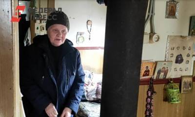 Жительница Омска, прожившая 35 лет в бочке, обживается на новом месте