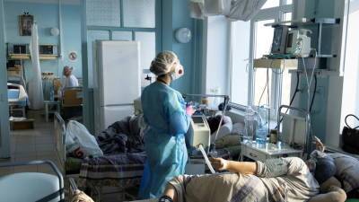 На Украине за сутки зафиксировано 26 870 новых случаев коронавируса