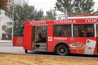 В саратовских троллейбусах и трамваях повысилась плата за проезд