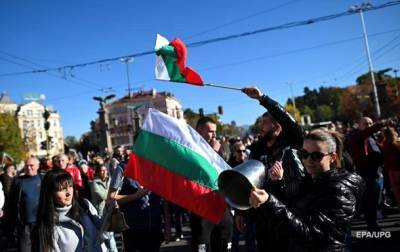В Болгарии прошли протесты против COVID-пропусков