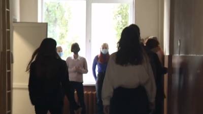 Школьников на Харьковщине отправляют на дистанционку: детали решения властей