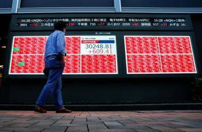 Nikkei закрылся ростом благодаря оптимистичной отчетности