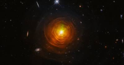 Специально к Хэллоуину: космический телескоп Хаббл прислал жуткое фото из космоса (видео)