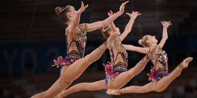 Российские гимнастки завоевали золото в групповом многоборье на ЧМ