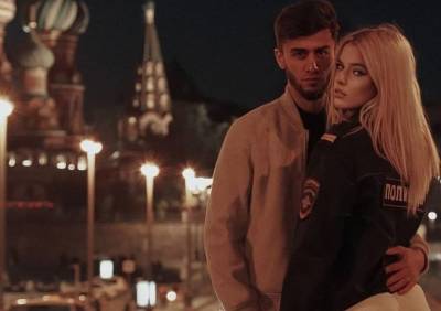 Блогеров приговорили к реальному сроку за публикацию фото на фоне храма Василия Блаженного