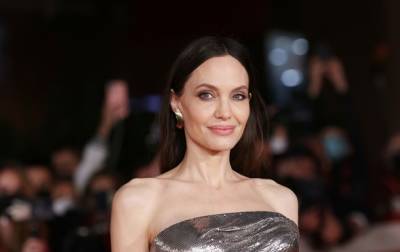 Анджелина Джоли очаровала атмосферной фотосессией