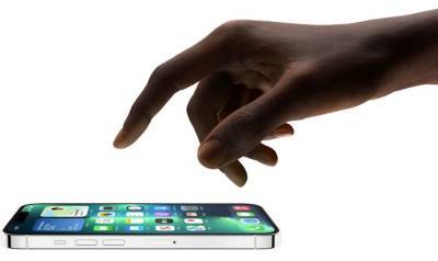 На Apple подали в суд из-за зарядных устройств для iPhone