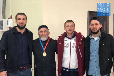 Трое самбистов из Дагестана выступят на чемпионате мира