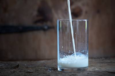 Мнение: Росту цен на молоко мешает несколько факторов