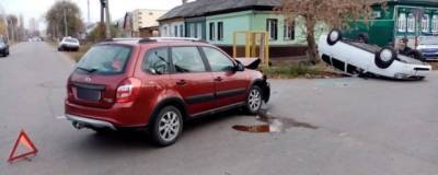 Под Воронежем в ДТП с двумя автомобилями LADA пострадали ребенок и две женщины