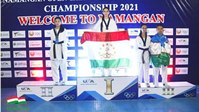 Таджикские тхэквондисты завоевали 9 медалей на старте турнира в Намангане