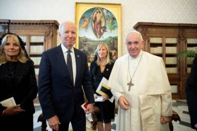 Байден и Папа Римский Франциск обсудили пандемию и климатический кризис
