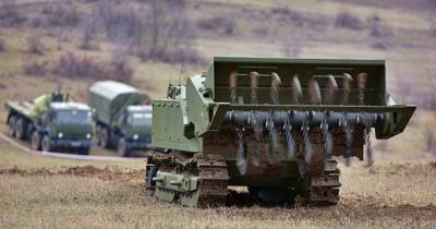 Боевые тракторы: как воюют на самодельных «танках»