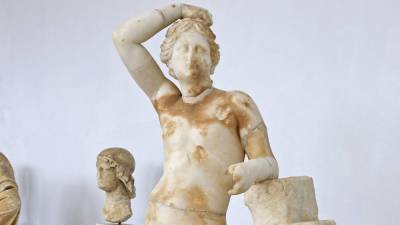Строительство железной дороги в Великобритании помогло обнаружить древние римские статуи
